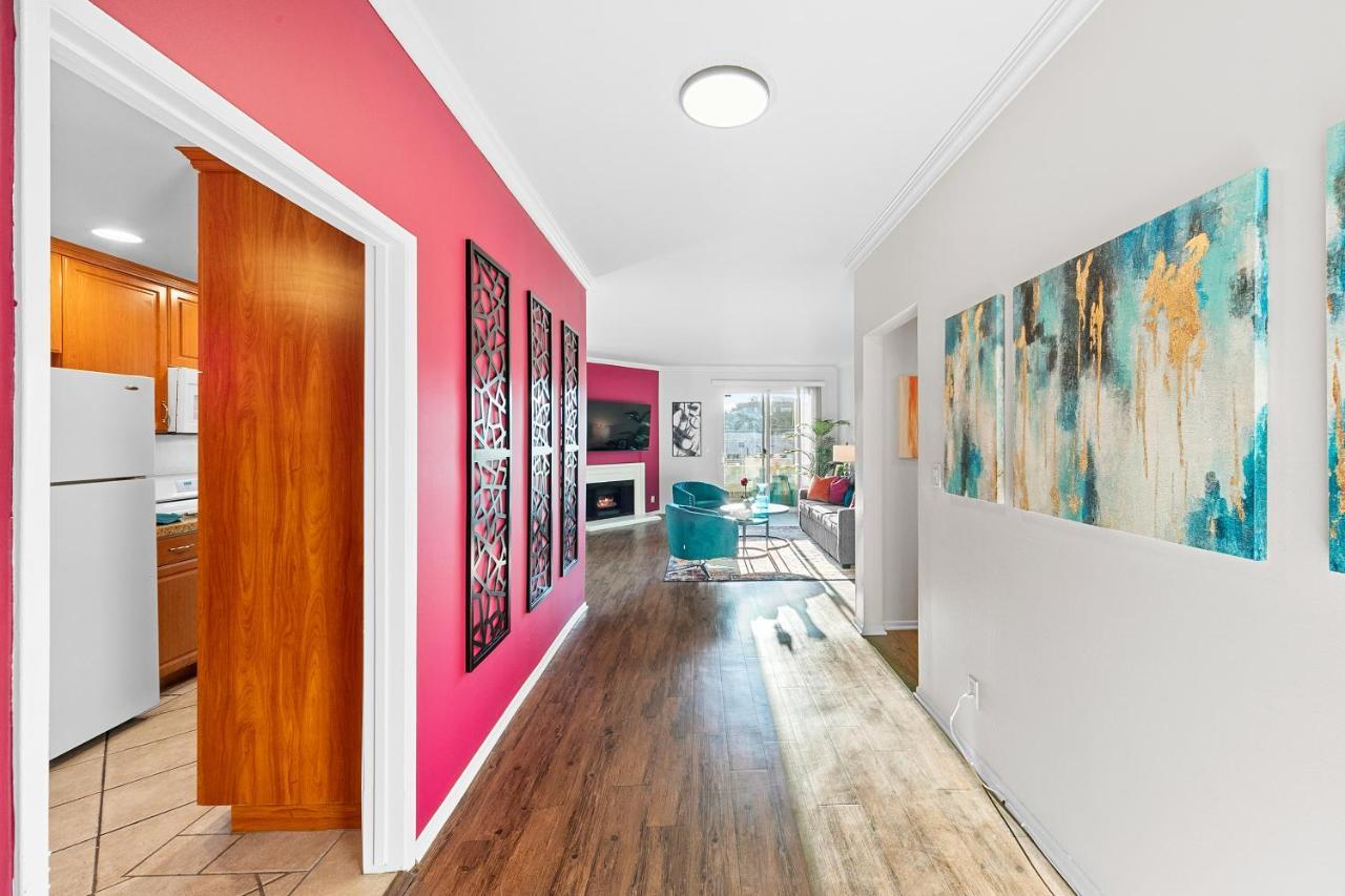 Beverly Hills Chic 2 Bed 2Bath With Patio And Parking 309 Los Angeles Eksteriør billede